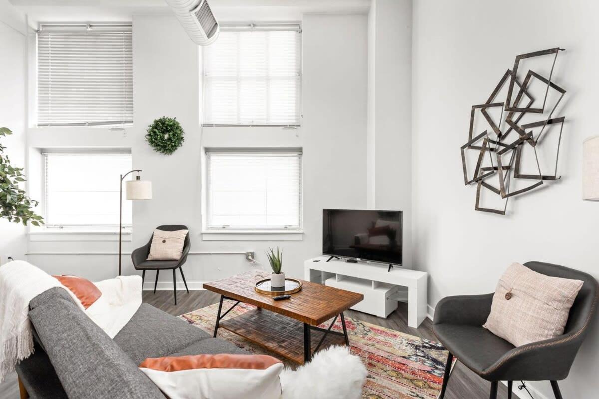 Appartamento Modern Downtown 2br 2ba By Cozysuites